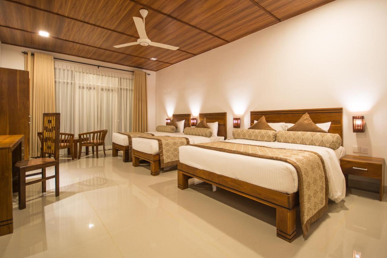 Okwin Resort Kandy Extérieur photo
